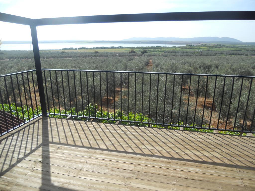 Camping Fuente De Piedra Luaran gambar