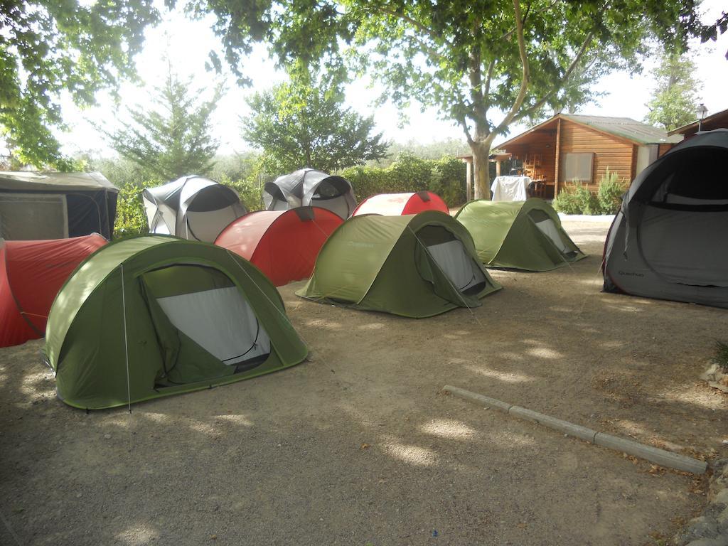 Camping Fuente De Piedra Luaran gambar